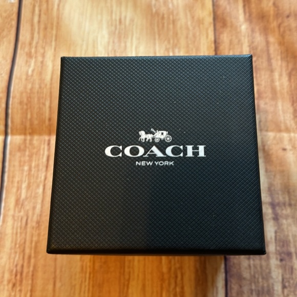 Coach Watch - Picture 3 of 4